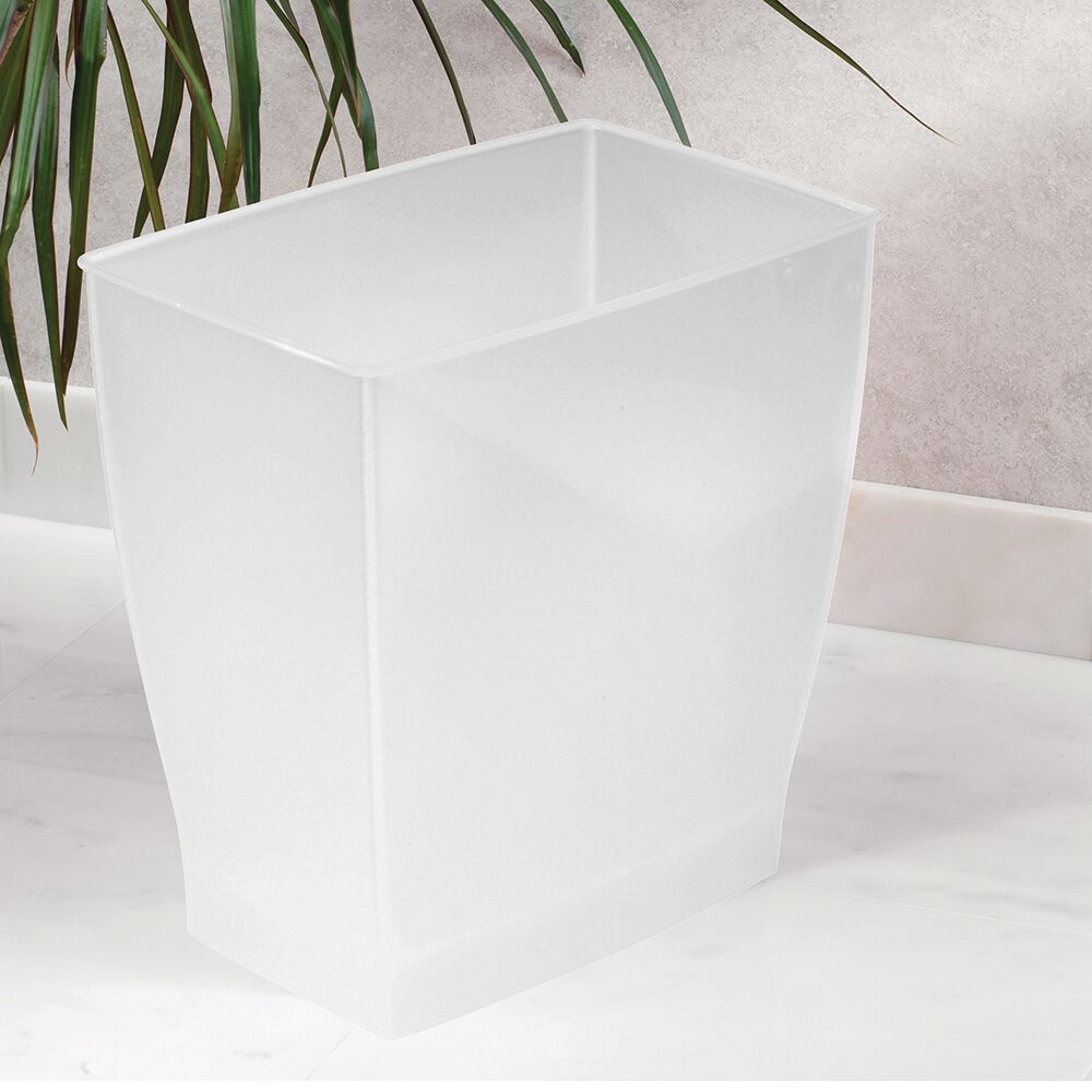 https://idesignlivesimply.com/cdn/shop/products/idesign-mono-rectangular-can-in-clear-frost-64720-waste-can-665454.jpg?v=1695831683